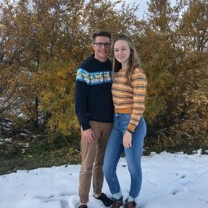 Meet your Posher, Carli